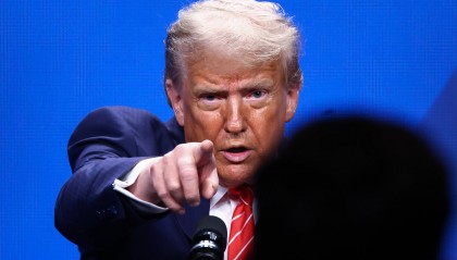 趁政府停摆推动政治议程，白宫即将宣布新一轮机构裁员