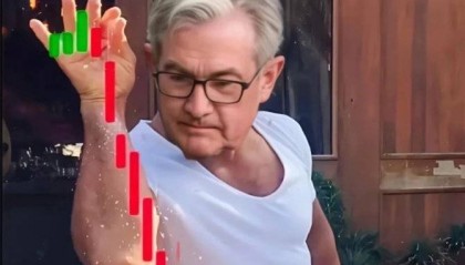 鲍威尔问候语成市场风向标，AI实时追踪唇形预判走势