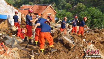 济南莱芜突发山洪灾害 当地紧急展开救援