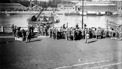 老照片，1920年上海提篮桥监狱，洋囚犯与中国囚犯待遇有什么区别？