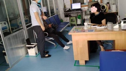 农行郯城城关支行：银行门前突发不适 农行员工暖心救援