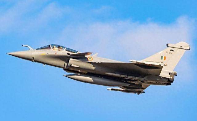 卡塔尔硬刚以色列,36架阵风严阵以待:内塔尼亚胡必须上法庭!