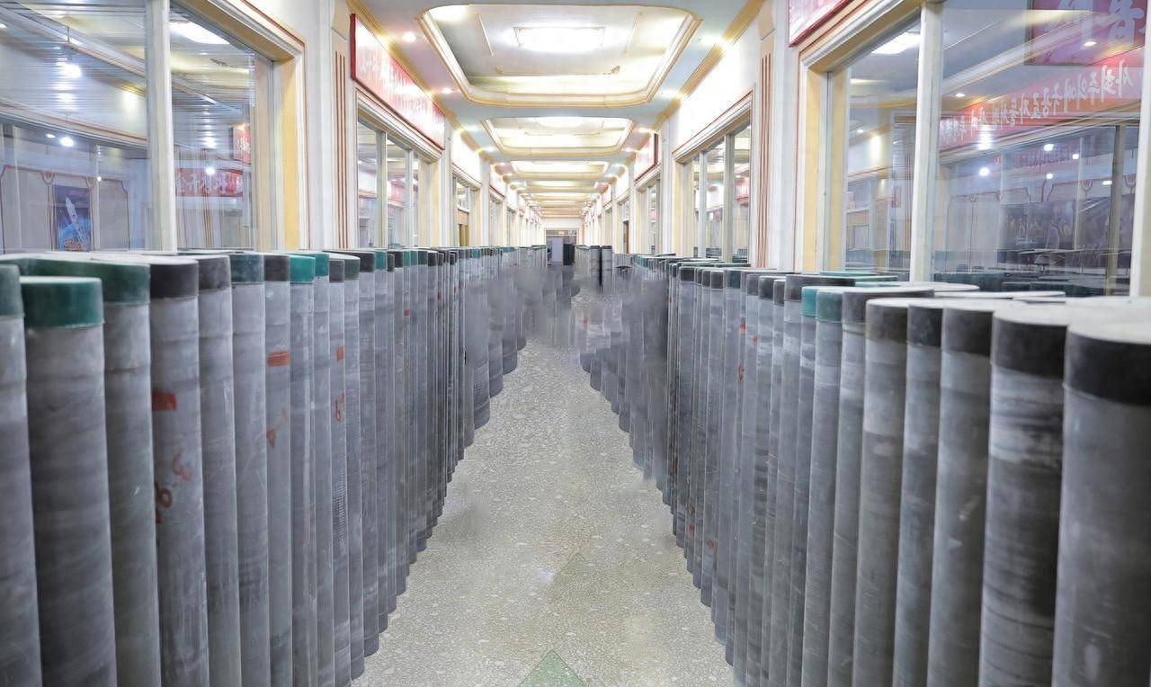 朝鲜用中国机床造导弹？美媒：金正恩大手一挥，25000名工人入俄