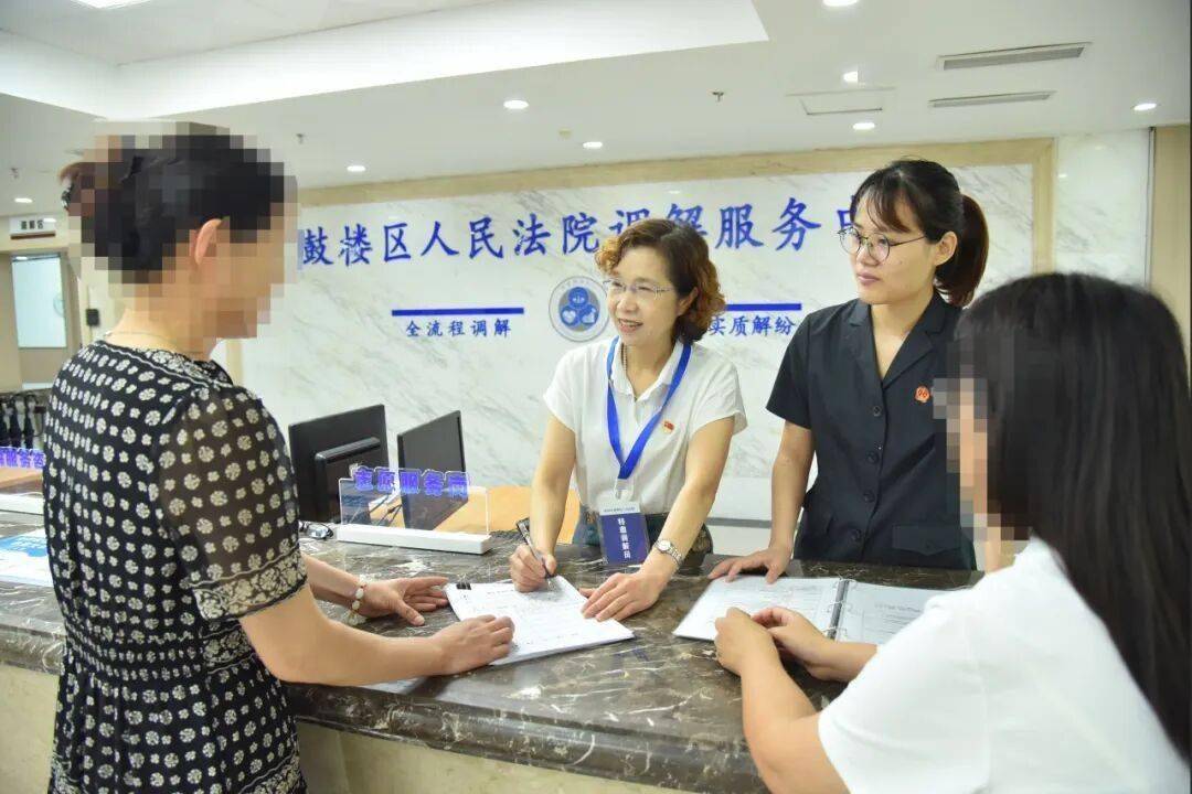 “我快80岁了，没想到能被亲孙女告到法院！”