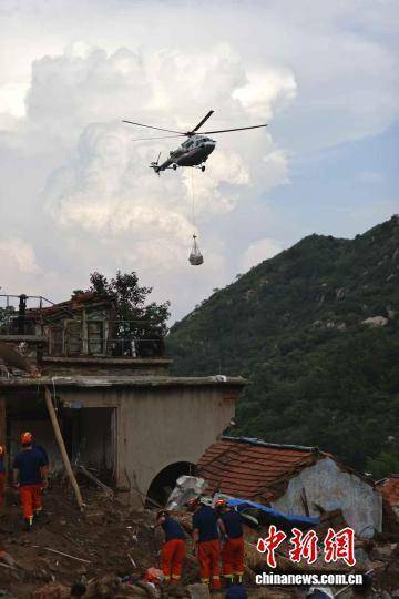 济南莱芜突发山洪灾害 当地紧急展开救援