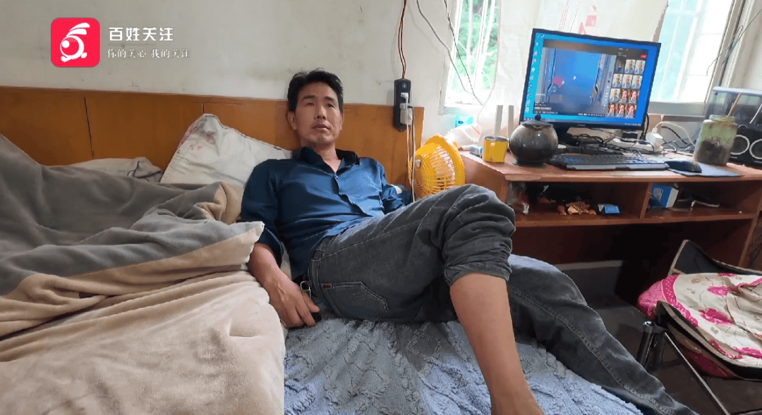 心酸！12岁男孩“独居”贵阳一安置房内，父亲回应：迫于无奈，因为……