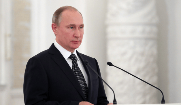 波兰不守承诺，拒绝放行中欧班列，中方把目光转向北极航道，外交部表态引发轰动