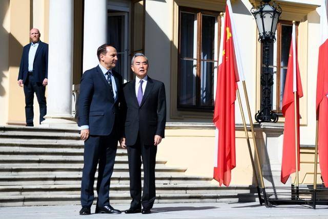 果然被说中:波兰叫停中欧班列,仅一天,中方就有了解决方法