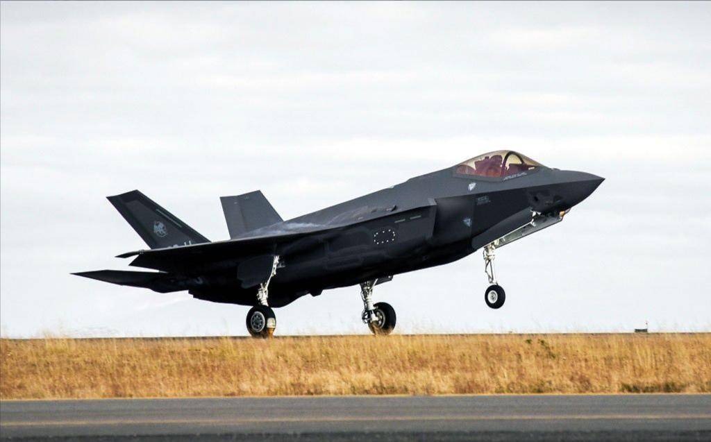 危在旦夕!俄军3架米格-31遭北约F-35A拦截,要对爱沙尼亚下手?