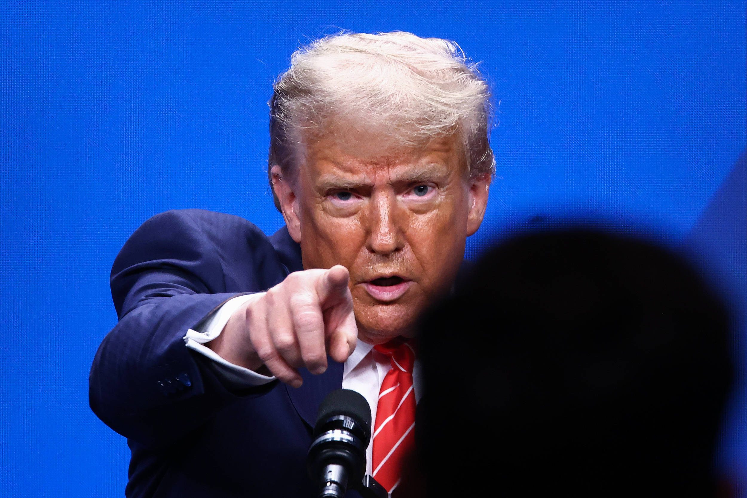 趁政府停摆推动政治议程，白宫即将宣布新一轮机构裁员