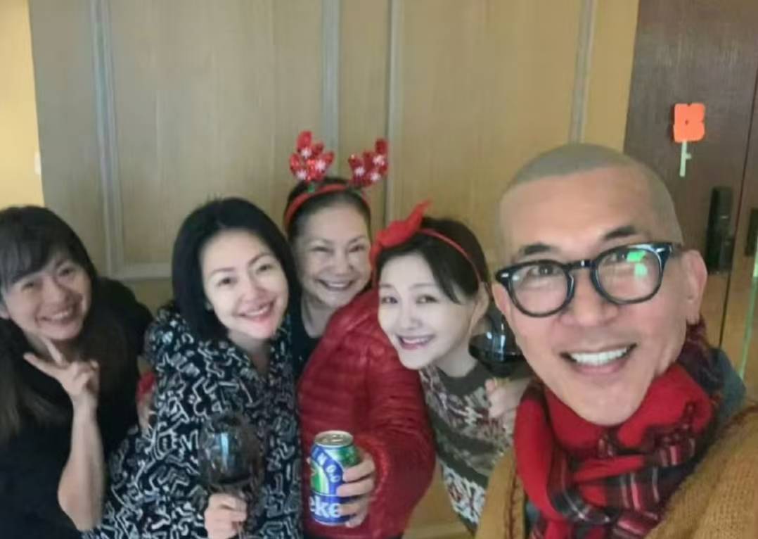 大快人心！去大S墓地炒作网红被封，小杨阿姨疑似戳穿具俊晔人设