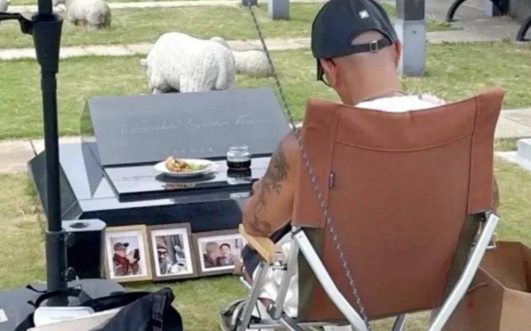 具俊晔S妈联手“作妖”意欲何为？汪小菲不回应，小杨动态揭秘