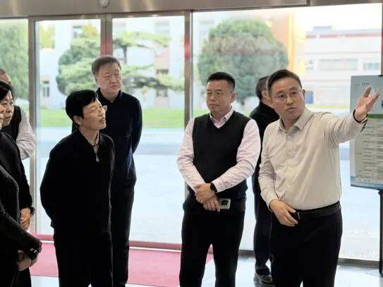 佳木斯市人大常委会考察组莅临北京华素制药,共促医药产业升级