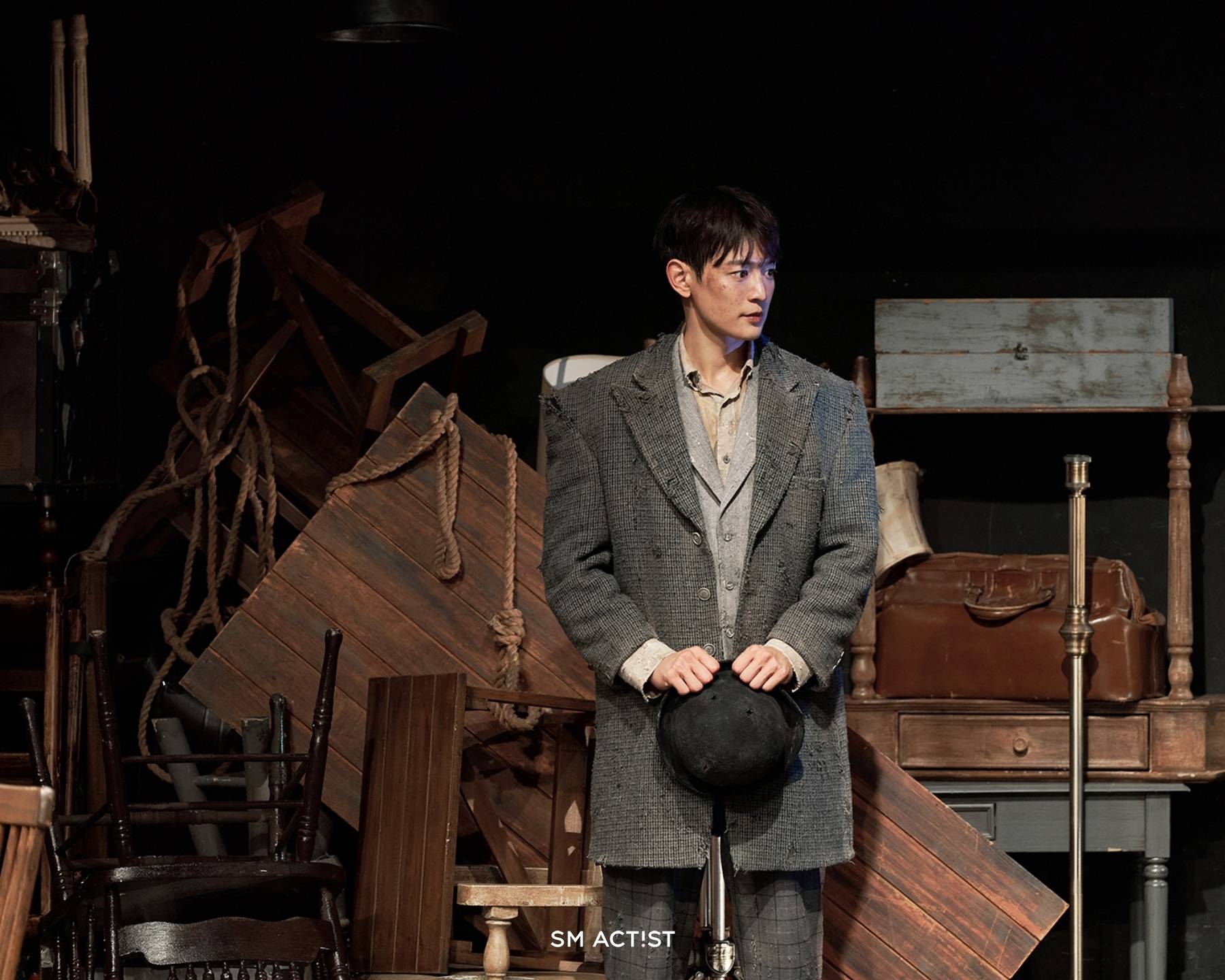 话剧《Waiting for WAITING FOR GODOT》崔珉豪今日迎来最终演出!3个月旅程圆满落幕!