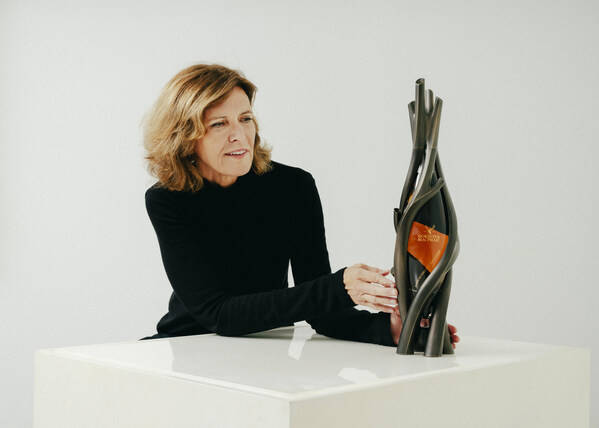 GORDON & MACPHAIL打造“橡木工艺”醒酒器