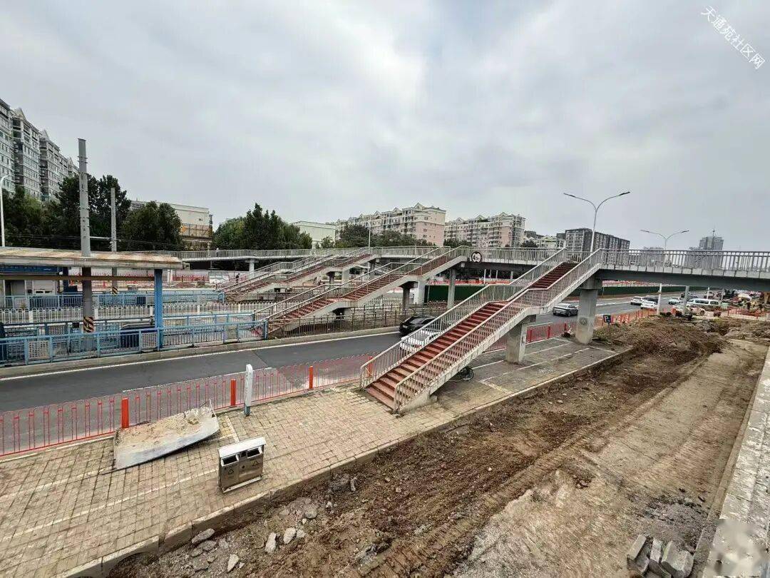 注意！安立路改造，龙德广场过街天桥坡道将拆除——