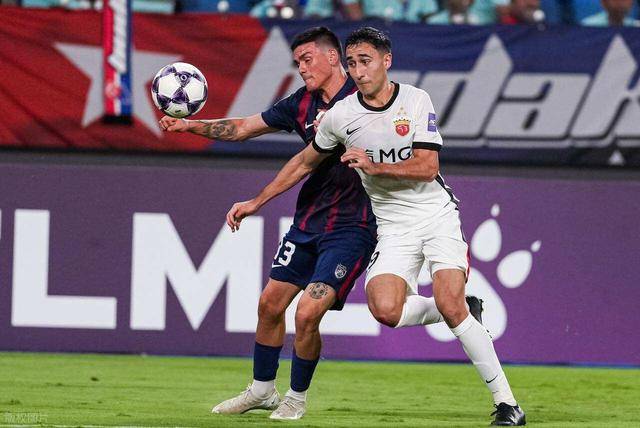 德转宣！成都蓉城已签下上港主力右后卫，球迷却直言他的水平不行