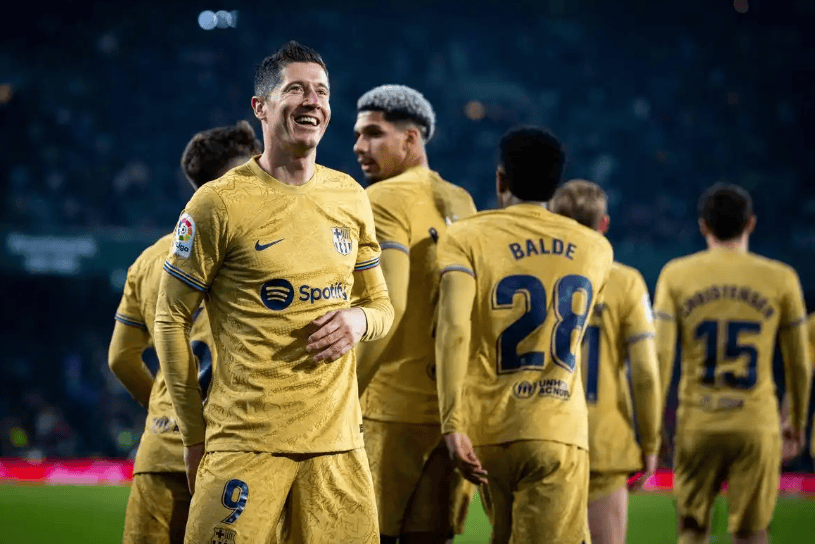 告别，巴萨！42球“超巨”转投米兰！弗里克钦点签下5500万“大闸”